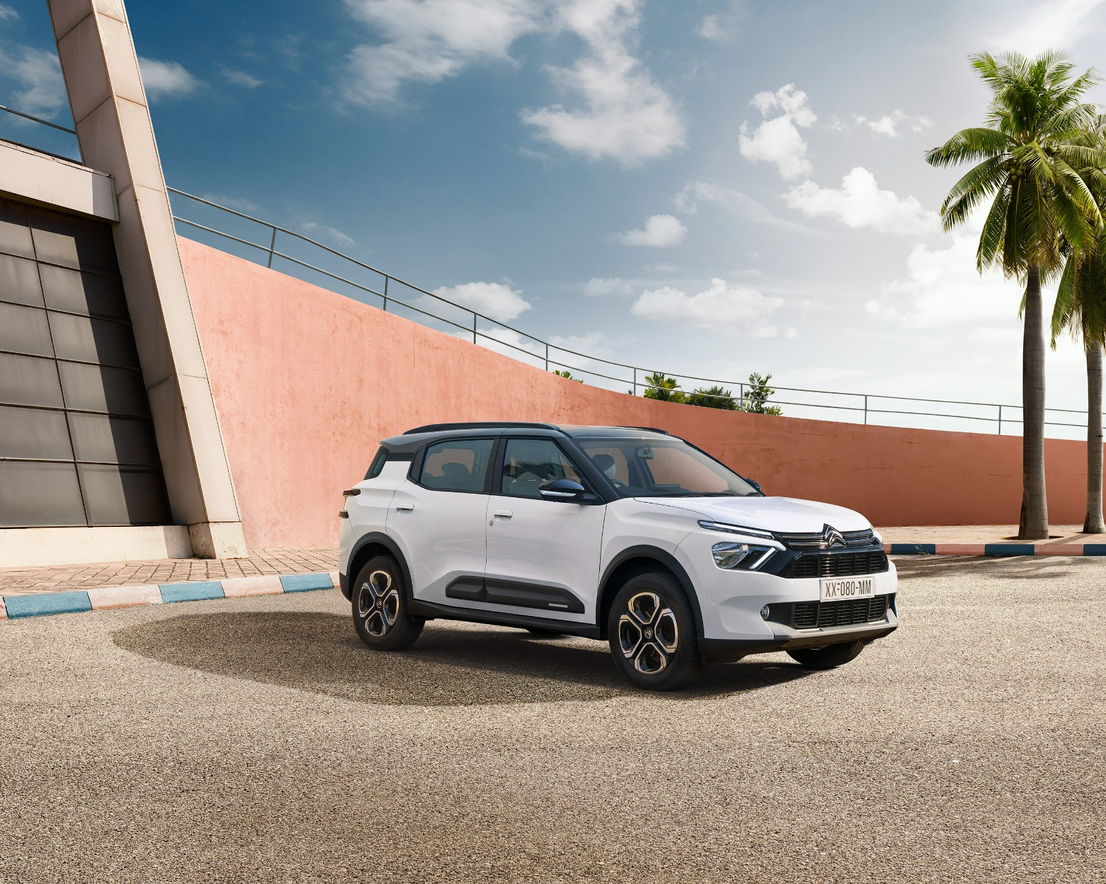 CITROËN REVEALS      ALL-NEW C3 AIRCROSS SUV, INTELLIGENTLY CRAFTED FOR CUSTOMERS IN INDIA