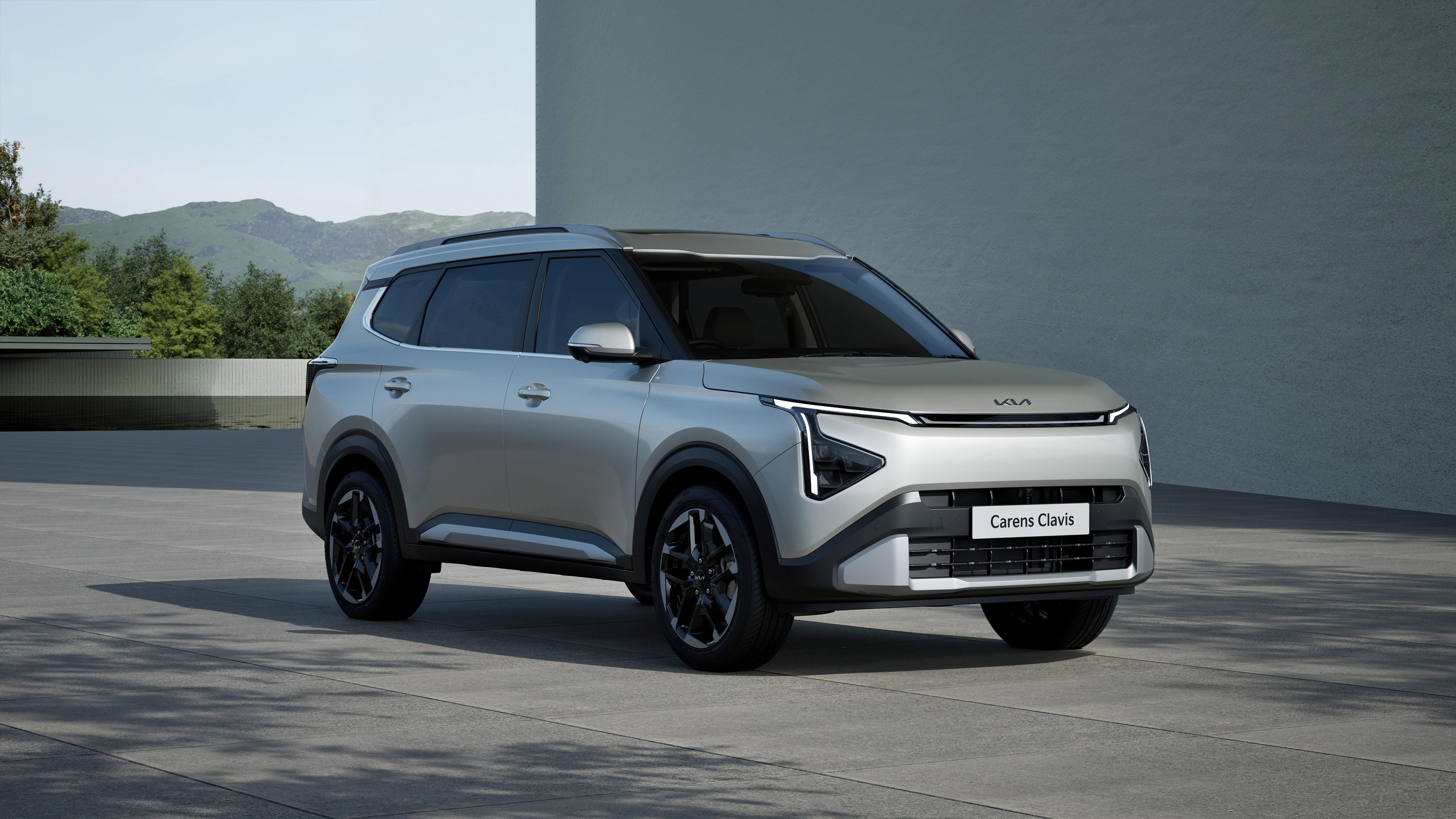 Kia India Unveils Carens Clavis: Big on Features, Bold Design and Unmatched Comfort
